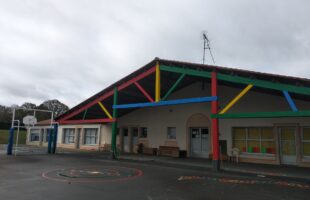 photo école Nuaillé côté cours